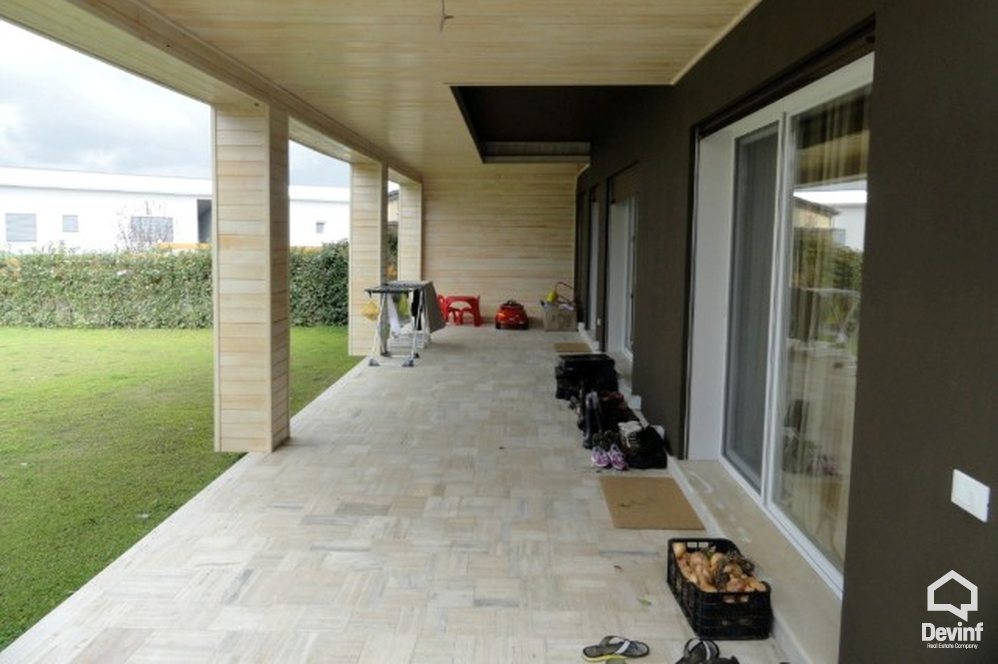 Tirane For Sale Villa 4+1+A Villa in a residential compound in Farka area Residential Complex