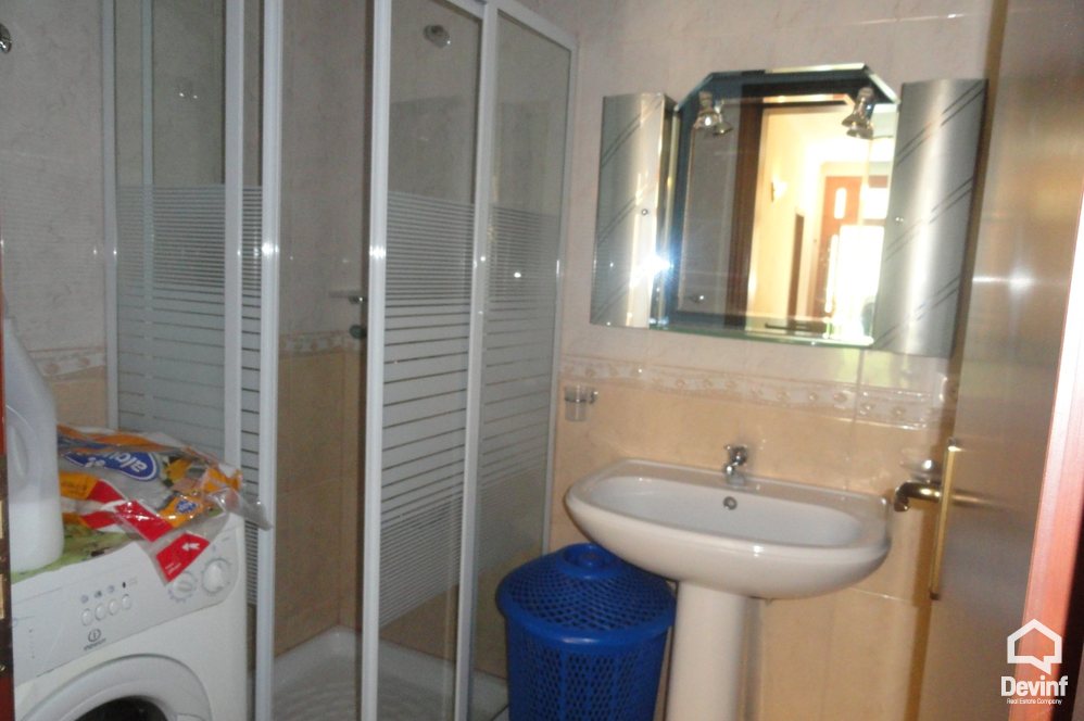 Tirane Qera Apartament 3+1+G Prane Drejtorise se Pergjitheshme te Higjenes kat vile