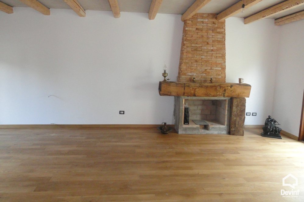 Tirane For Rent Villa  House in the City of Tirana 