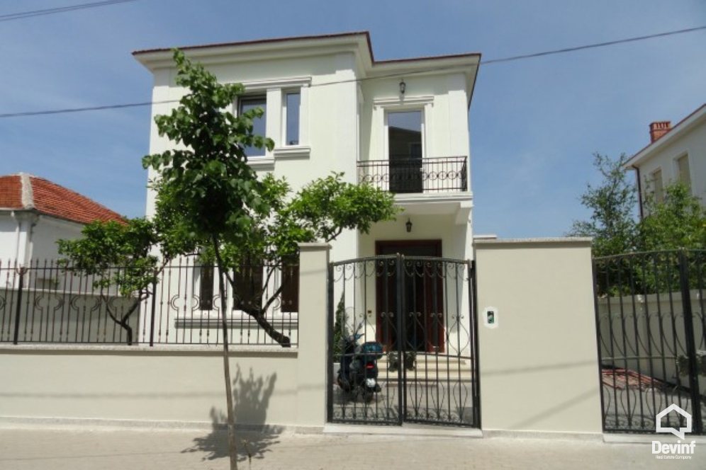 Tirane For Sale Villa  House located in the center of Tirana 