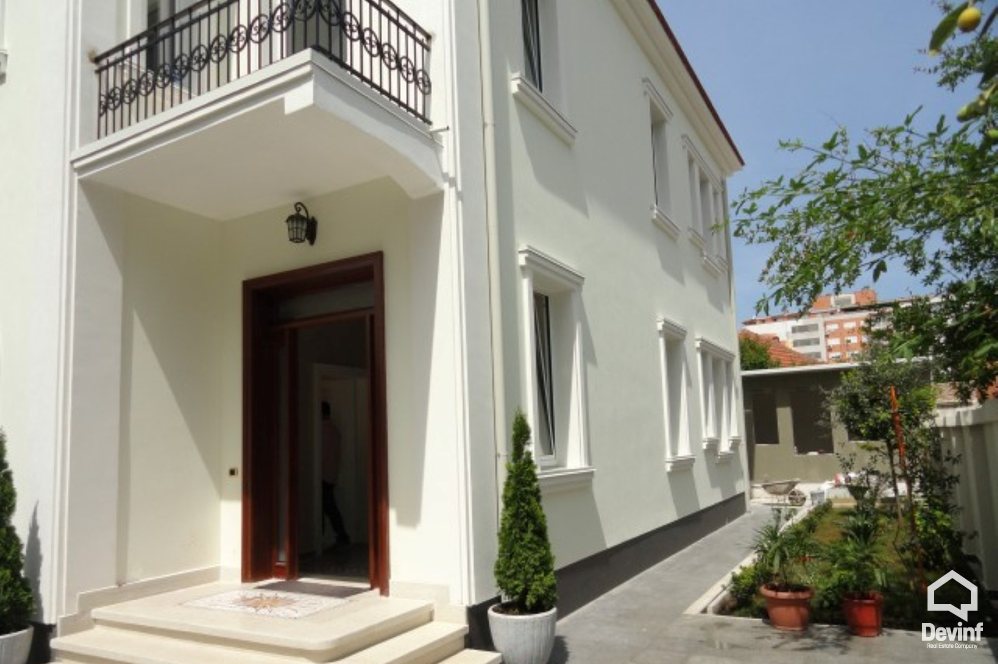 Tirane For Sale Villa  House located in the center of Tirana 