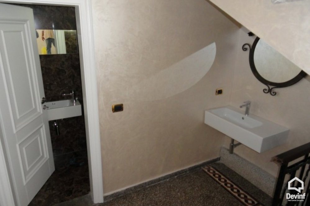 Tirane For Sale Villa  House located in the center of Tirana 