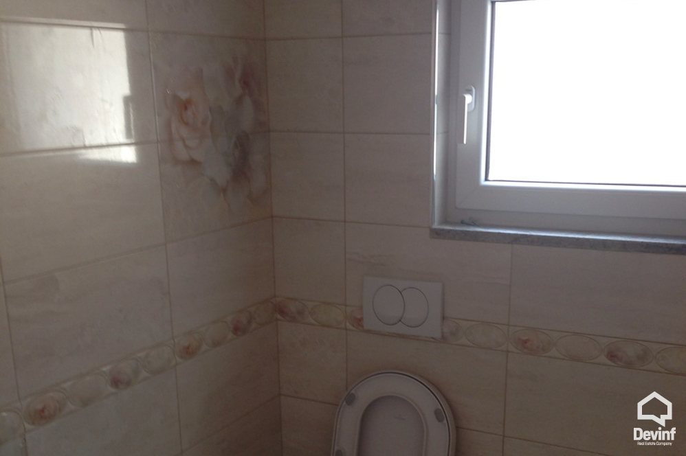 Tirane Qera Apartament 2+1+A Apartament prane Piramides apartament zyre
