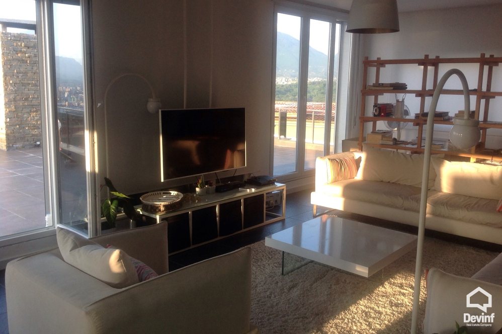 Tirane Qera Apartament 3+1+G Apartament ne kodrat e Liqenit te Tiranes apartament
