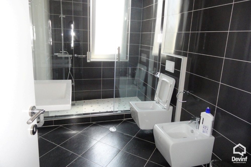 Tirane Qera Apartament 3+1+G Apartament ne kodrat e Liqenit te Tiranes apartament