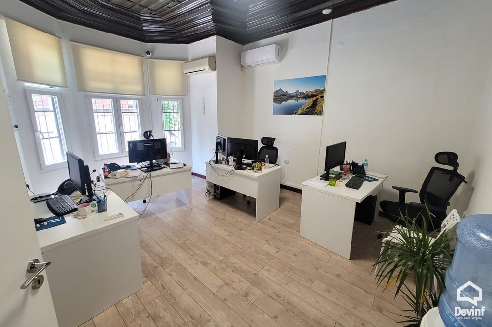 Tirane Qera Zyre 3+1 Shtepi 1-kateshe prane Rruges se Kavajes zyre spa qender estetike shtepi