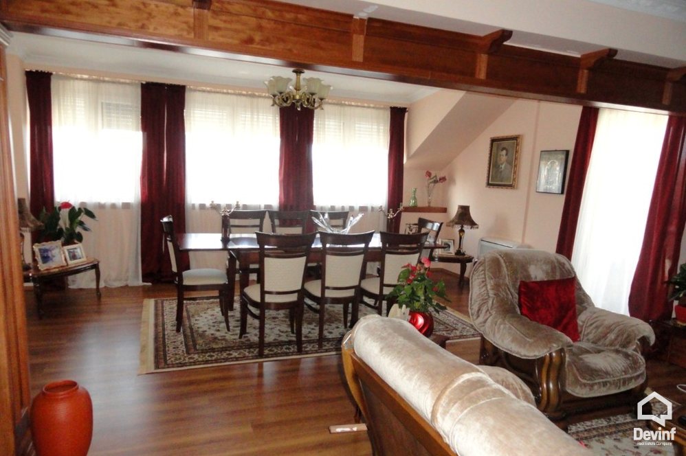 Tirane Qera Apartament 3+1+G Apartament dubleks ne zonen e Bllokut apartament