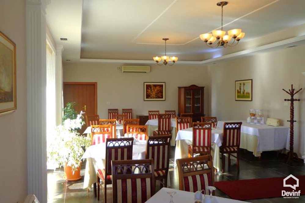 Tirane For Sale Hotel Me shume se 4 dhoma Hotel located in the national road Tirana-Elbasan 
