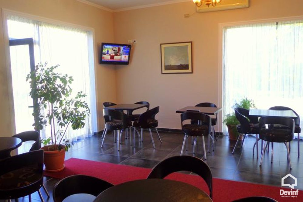Tirane For Sale Hotel Me shume se 4 dhoma Hotel located in the national road Tirana-Elbasan 