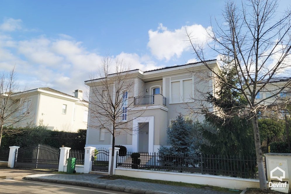 Tirane For Rent Villa 4+1 New residential Complex near TEG Villa Residential Complex