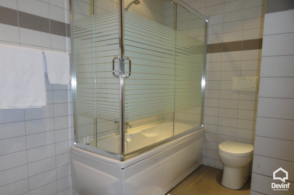 Tirane Qera Apartament  Apartament ne zonen e Bllokut apartament