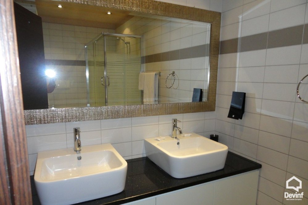 Tirane Qera Apartament  Apartament ne zonen e Bllokut apartament