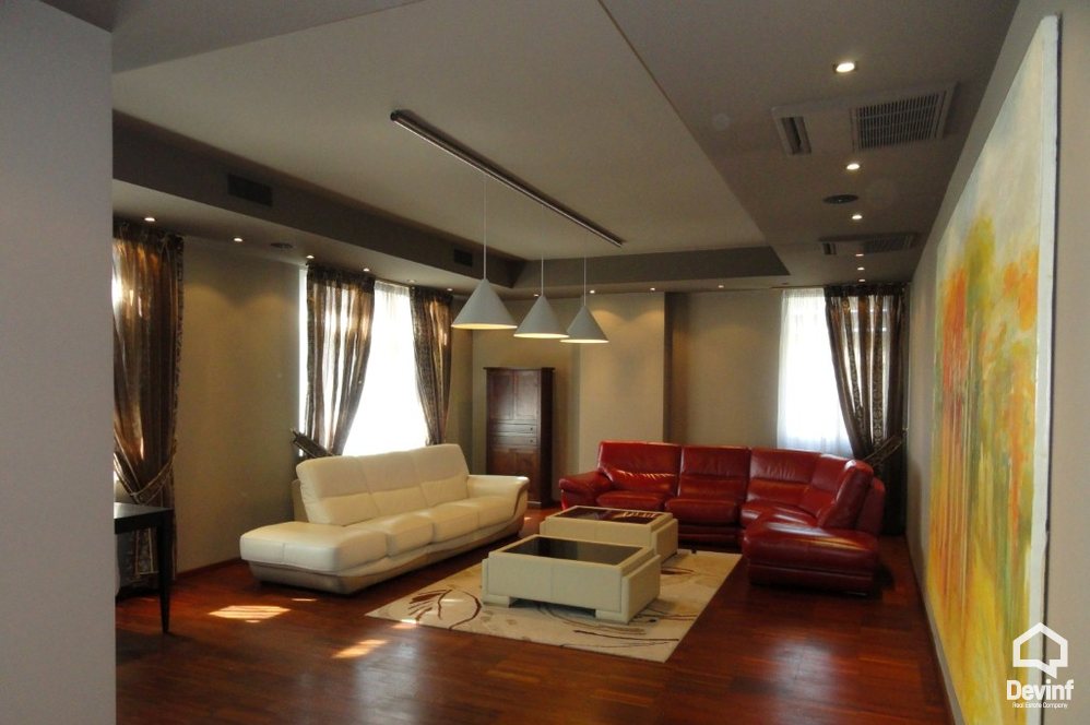 Tirane Qera Apartament  Apartament ne zonen e Bllokut apartament