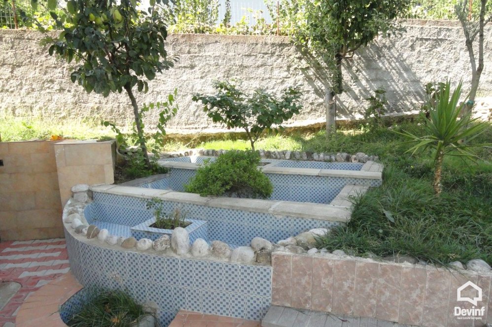 Tirane Qera Vile  Vile ne zonen e Farkes Zyre