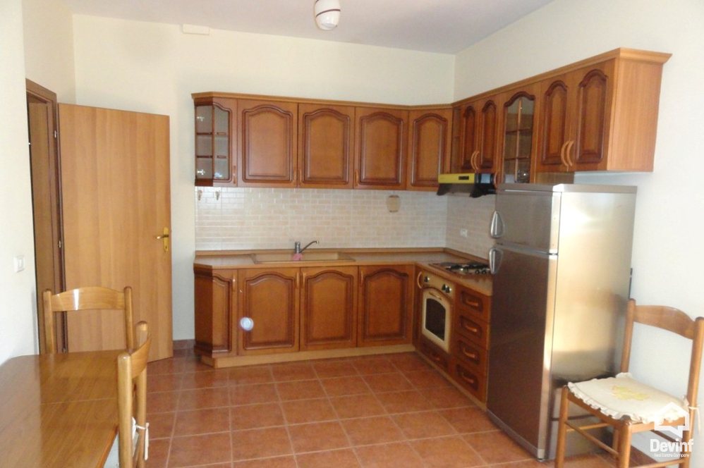 Tirane Qera Apartament 2+1+A Apartament ne Rr. Elbasanit apartament