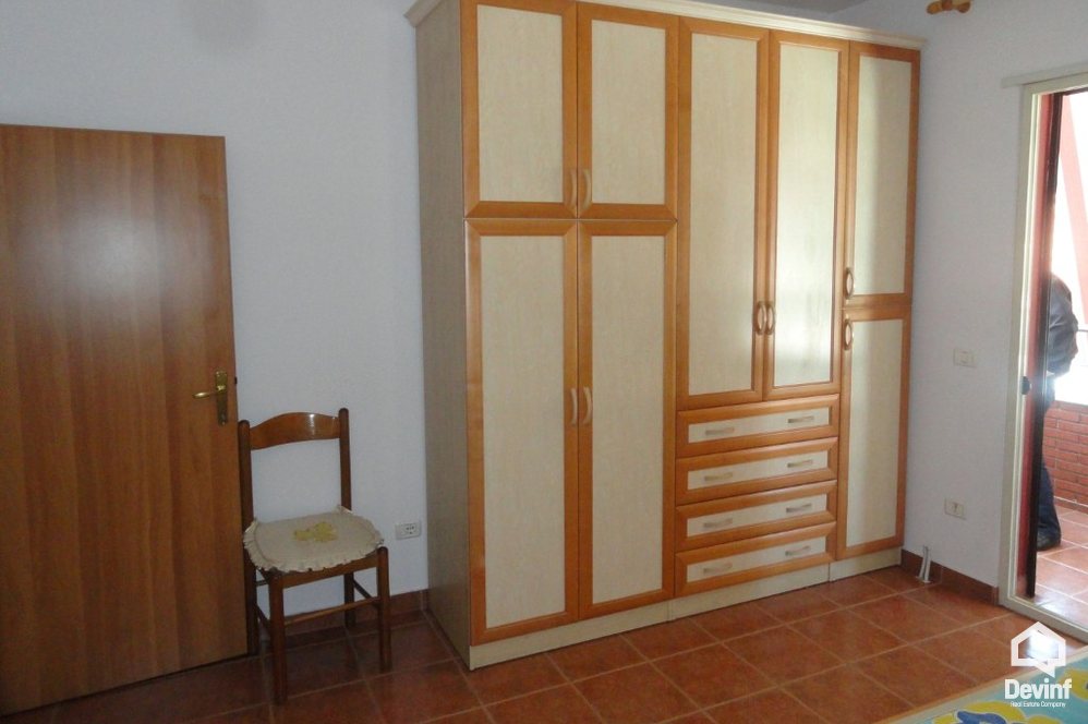 Tirane Qera Apartament 2+1+A Apartament ne Rr. Elbasanit apartament