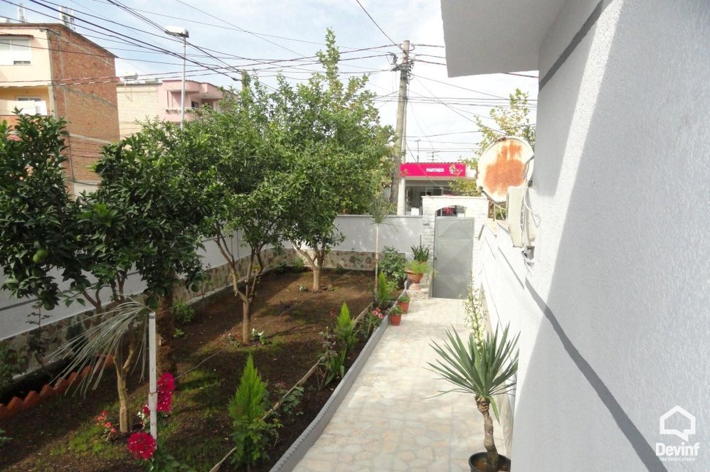 Tirane For Rent Apartment  Apartment in a house located in Str. Ali Demi Apartment