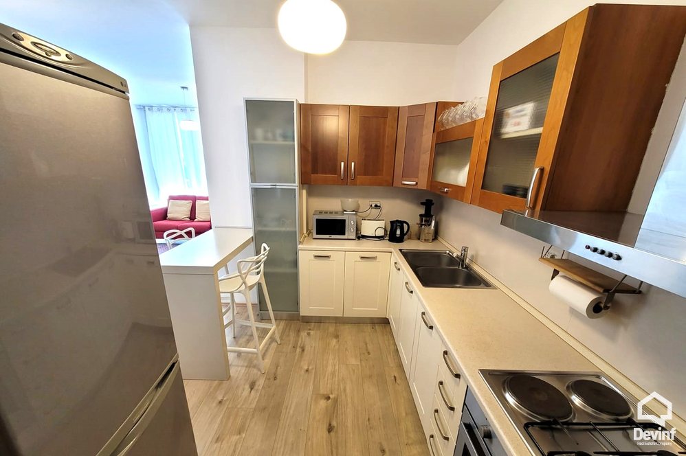 Tirane Qera Apartament 2+1+A Apartament i ri prane Piramides apartament