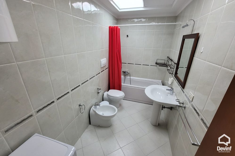 Tirane Qera Apartament 2+1+A Apartament i ri prane Piramides apartament