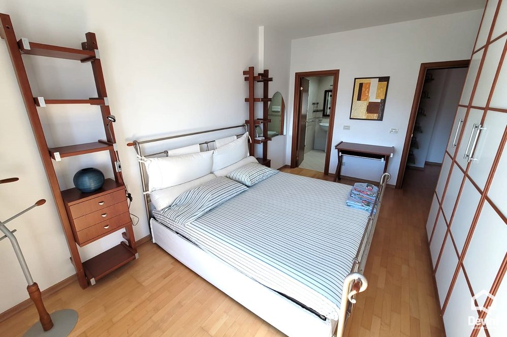 Tirane Qera Apartament 2+1+A Apartament i ri prane Piramides apartament