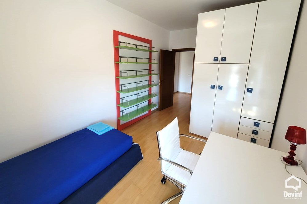 Tirane Qera Apartament 2+1+A Apartament i ri prane Piramides apartament