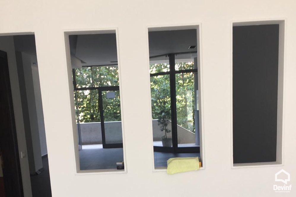 Tirane Qera Dyqan  Bulevardi Bajram Curri apartament