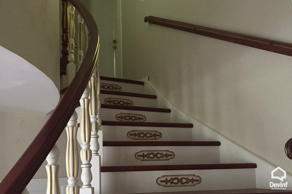 Tirane For Rent Villa 4+1+G The villa is positioned near TEG, Lunder area 