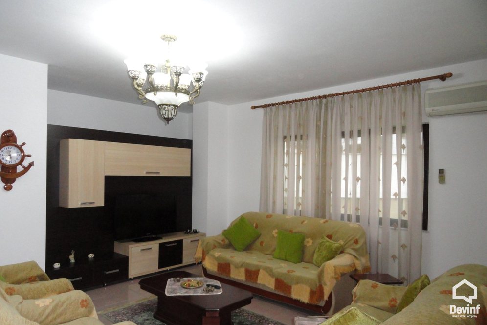 Tirane Qera Apartament 2+1+A Prane Qendres se Tiranes vile