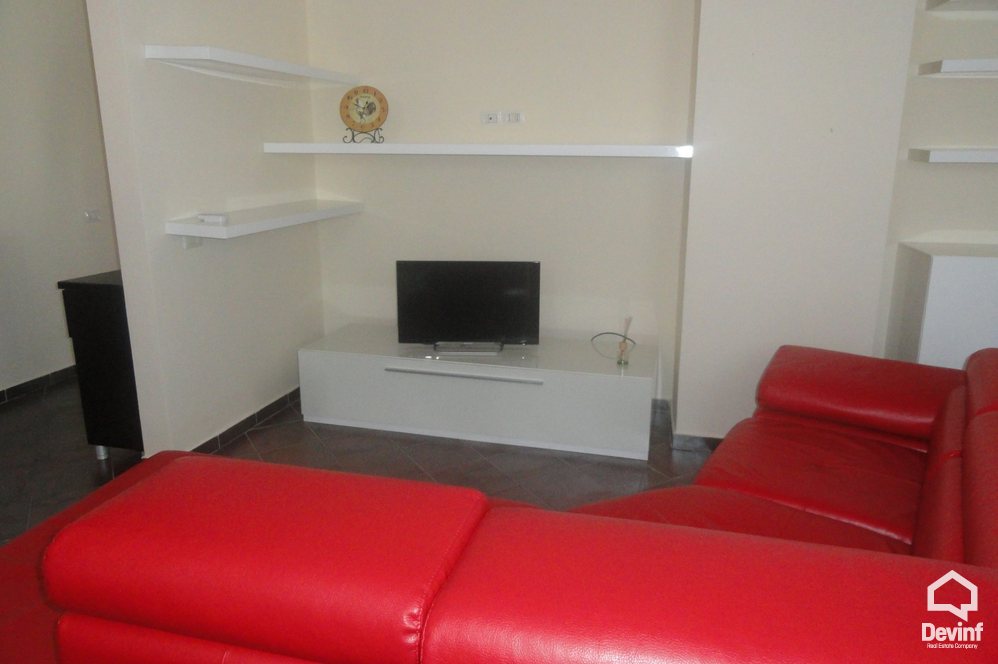 Tirane Qera Apartament 2+1+A Apartament ne Rr. Barrikadave apartament