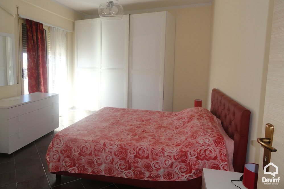 Tirane Qera Apartament 2+1+A Apartament ne Rr. Barrikadave apartament