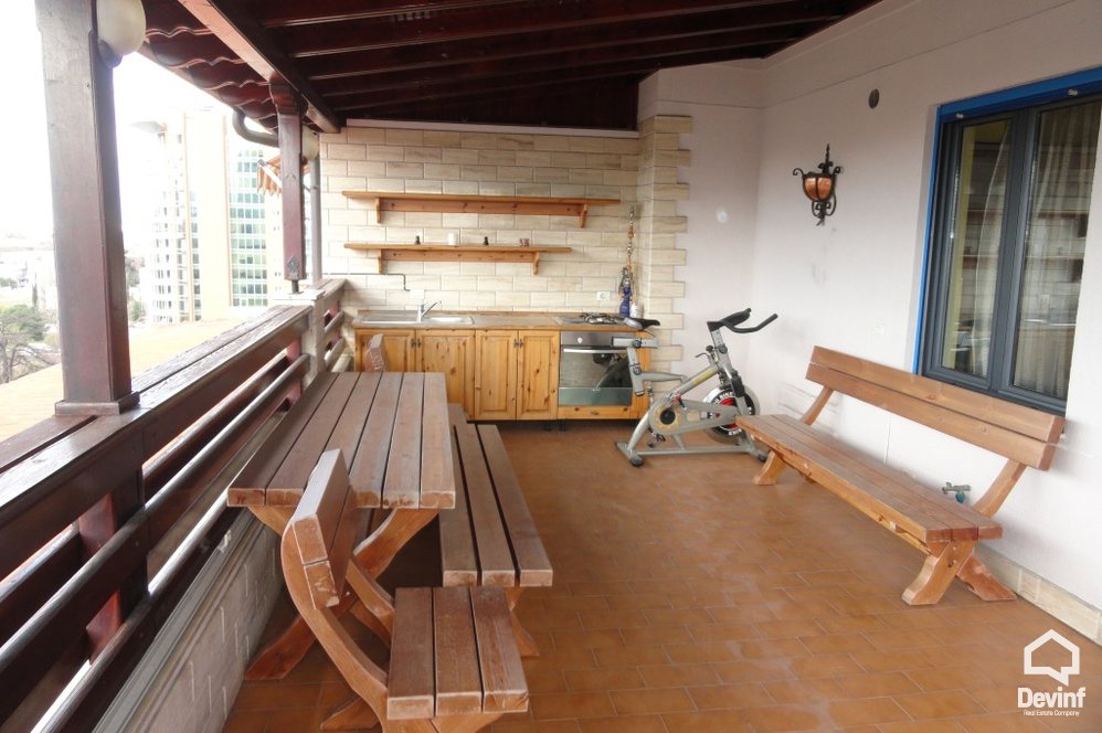 Tirane Shitje Apartament 2+1+A Apartament ne zonen e Radio Televizonit Shqiptar apartament