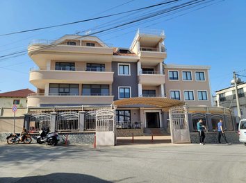 Ndertese Multifunksionale Qera Objekt multifunksional ne zonen e Saukut, Tirane