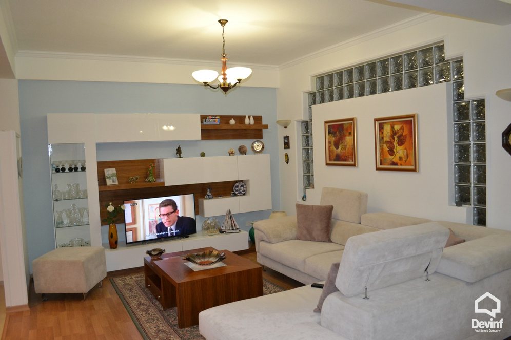 Tirane Shitje Apartament 2+1+A Ne zonen e ish Bllokut apartament