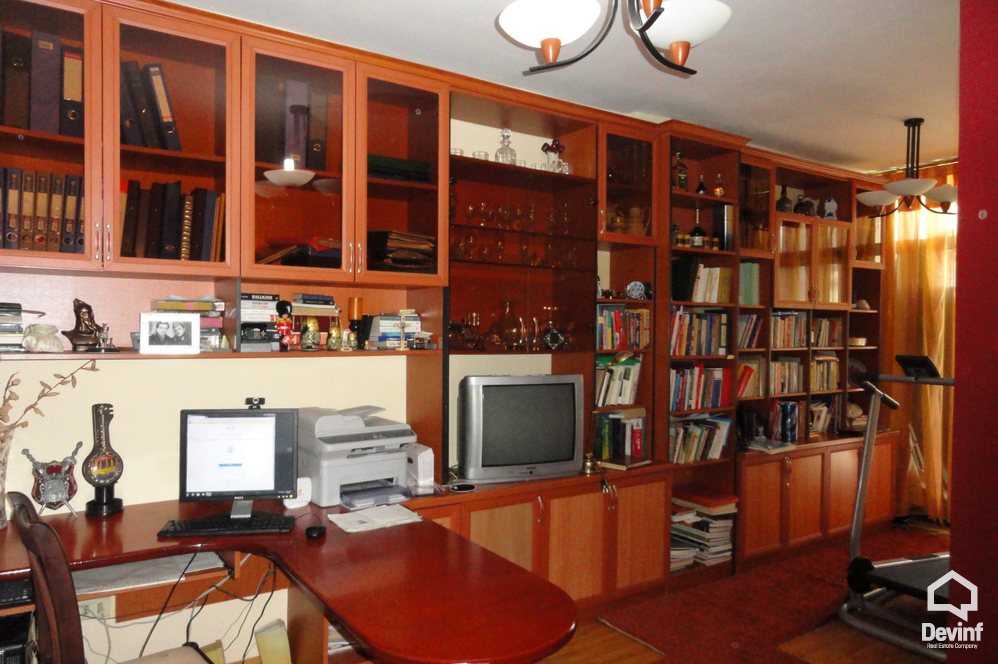 Tirane Shitje Apartament 3+1+A Pallat i ri ne zonen e St. Qemal Stafa apartament