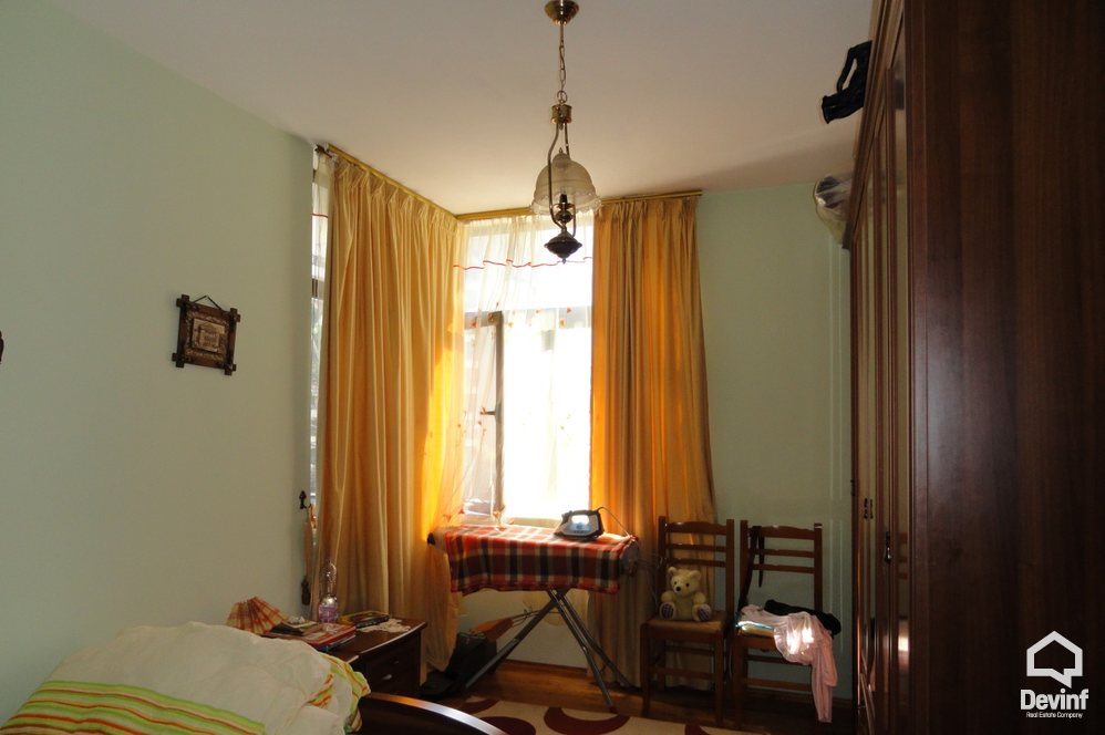 Tirane Shitje Apartament 3+1+A Pallat i ri ne zonen e St. Qemal Stafa apartament