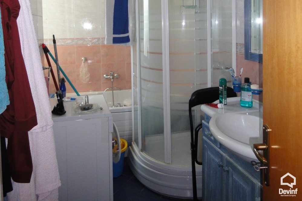 Tirane Shitje Apartament 3+1+A Pallat i ri ne zonen e St. Qemal Stafa apartament