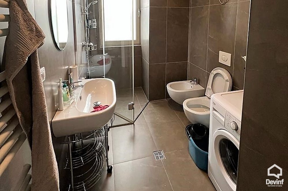 Tirane Qera Apartament 2+1+A Pallat i ri ne zonen e RTVSH-se apartament