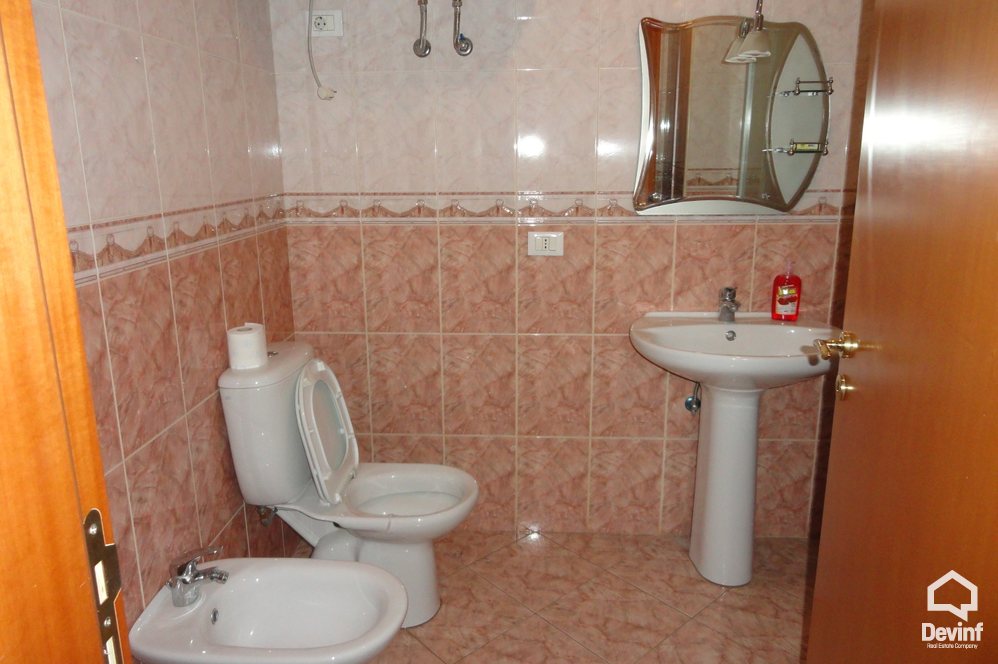 Tirane For Rent Apartment 3+1+A Barrikada Street, near the center Apartment