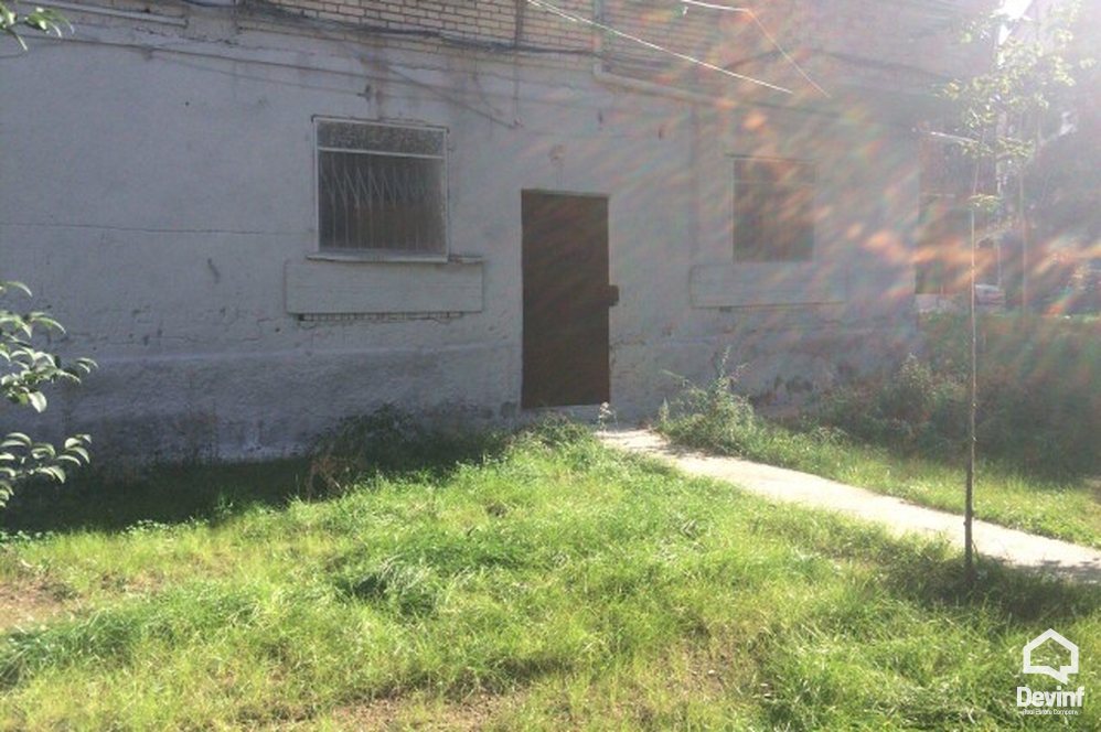 Tirane Shitje Dyqan  Prane Universitetit te Inxhinerise se Ndertimit apartament