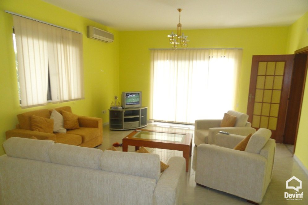 Tirane For Sale Villa Me shume se 4 dhoma Villa situated in the residential area of Football Club Dinamo 