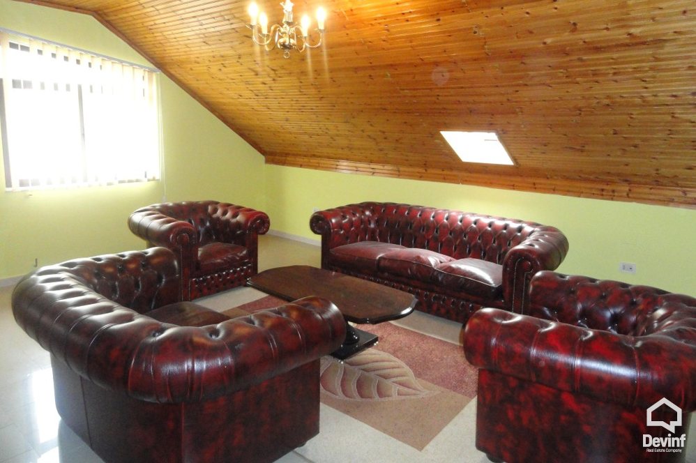 Tirane For Sale Villa Me shume se 4 dhoma Villa situated in the residential area of Football Club Dinamo 