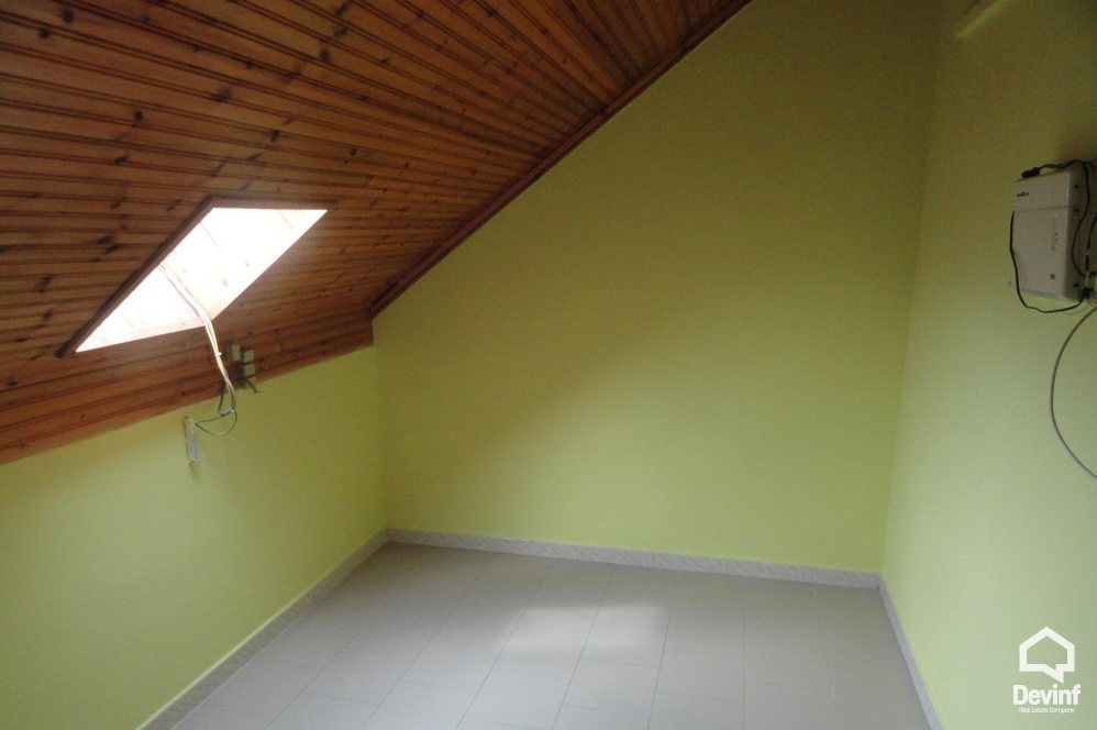Tirane For Sale Villa Me shume se 4 dhoma Villa situated in the residential area of Football Club Dinamo 