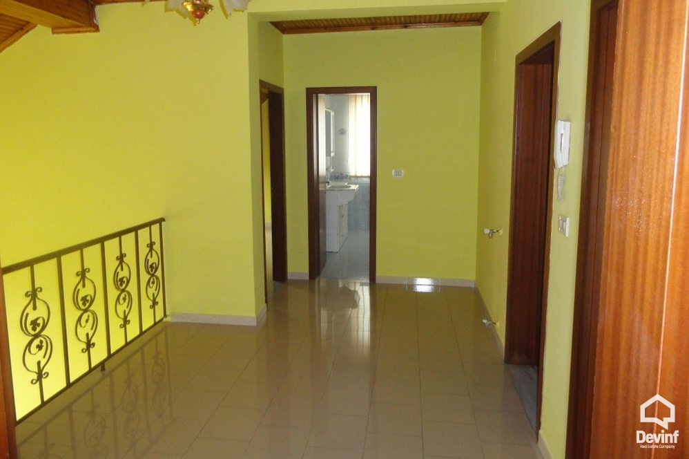 Tirane For Sale Villa Me shume se 4 dhoma Villa situated in the residential area of Football Club Dinamo 