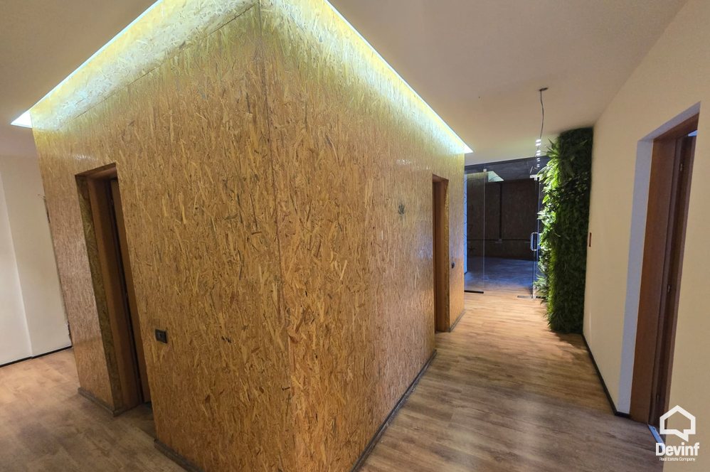Tirane For Rent Office 3+1 Office in Str. Myslym Shyri Office studio ligjore