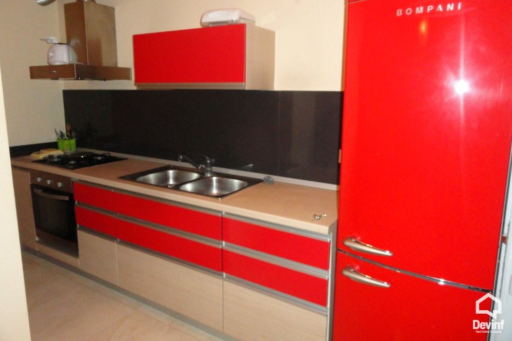 Tirane Qera Apartament 2+1+A Apartament ne Rr. Durresit apartament