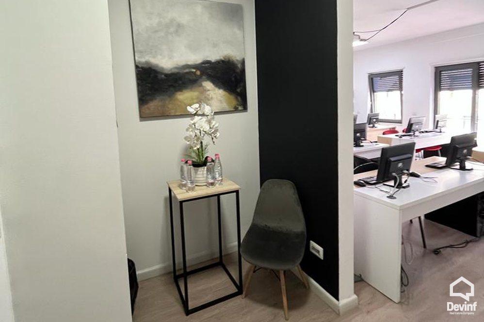 Tirane For Rent Office 2+1+A Muhamet Gjollesha Street  Apartment Office klinike dentare