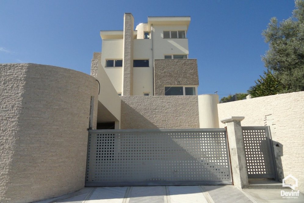 Tirane Qera Vile  Vile ne zonen e Liqenit te Tiranes apartament