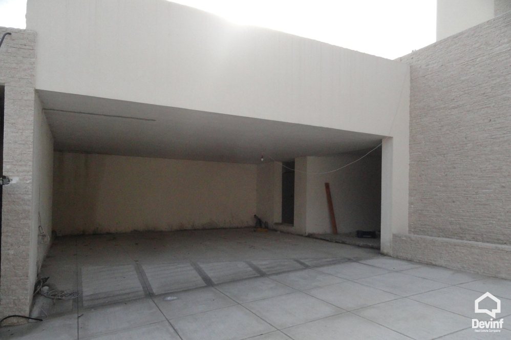 Tirane Qera Vile  Vile ne zonen e Liqenit te Tiranes apartament