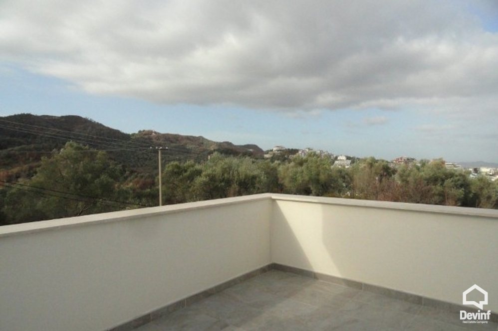 Tirane Shitje Vile  Vile ne zonen e Liqenit te Tiranes apartament