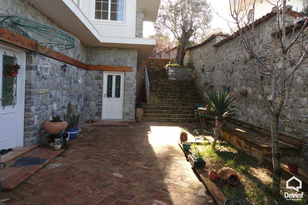 Tirane For Sale Bar-Restaurant  Petrele 